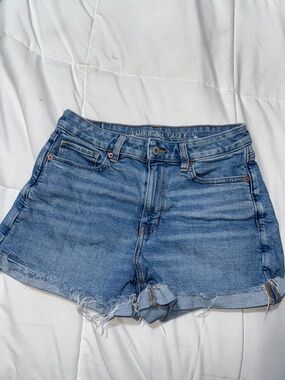 American Eagle Outfitters stretch Faded Blue Denim Cutoff Shorts size 4